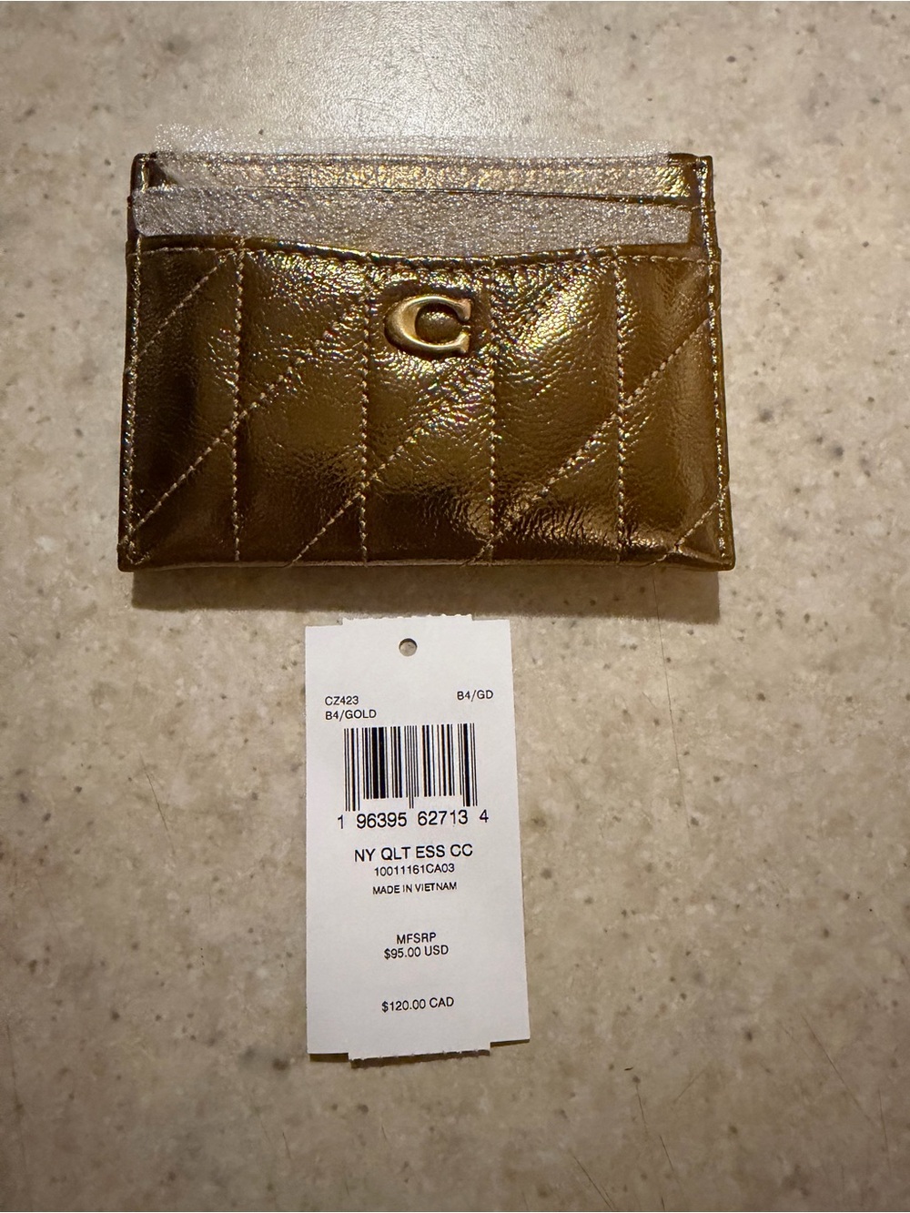 ⚜️Coach New Year Essential Card Case 
Gold Metallic